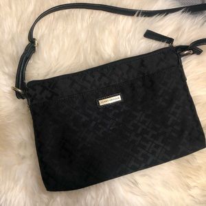 Tommy Hilfiger - Crossbody bag